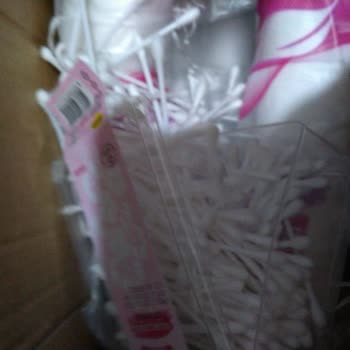 Gratis'ten Aldığım Kulakçık Kutusu Dağılmış Ve Pedler Yanlış Teslim Edildi