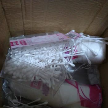 Gratis'ten Aldığım Kulakçık Kutusu Dağılmış Ve Pedler Yanlış Teslim Edildi