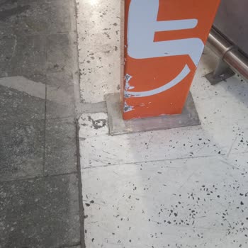 İGA İstanbul Havalimanı Havalimanında Vandallık Yapan Bagaj Arabası Firması