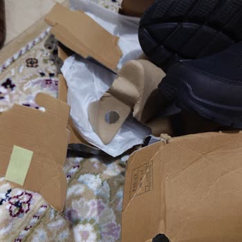 Skechers Hatalı Ayakkabıyı İade Almıyor