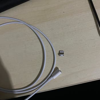 Apple Şarj Kablosu Koptu