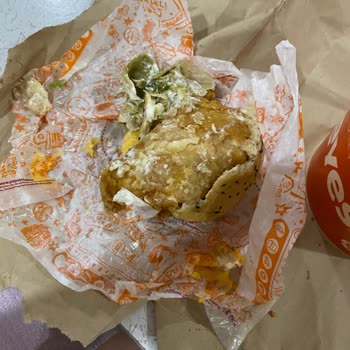 Popeyes Yanık Tavuklar, Hamburger Ekmeği Parçalanmış
