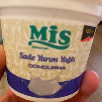 Mis Dondurma Siyah Noktalar