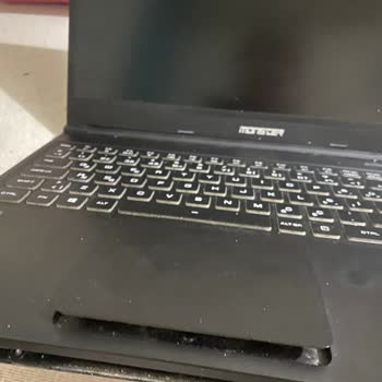 Monster Notebook Marka Laptop 2-3 Yılda Şişiyor Kullansanızda Kullanmasanızda