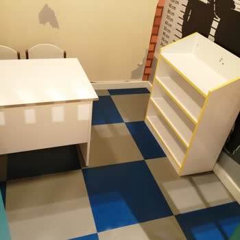 Playland Oyun Alanında Kötü Zemin