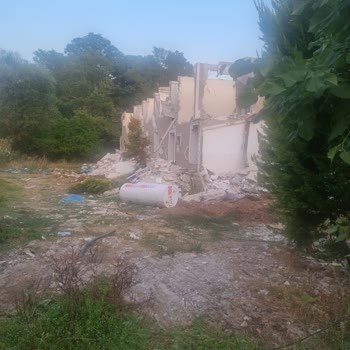 Trivago Nun Sattığı Otel Yıkık