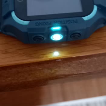 Jaxoo Çalışmıyor Saat El Feneri Açık Kapanmıyor