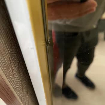 Acem Mobilya Dolap Kapağı Kırık Cam