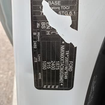 Ford Courier Trend Etiket Sorunu