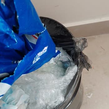 Yurtiçi Kargo Zarar Görmüş Ürünü Yeni Poşetle Teslim Etti