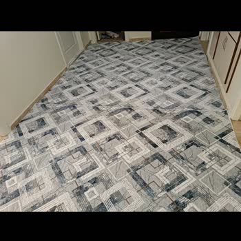 Merinos Halı Kalite Çok Kötü, Jel Tabanlar İkiye Ayrılıyor