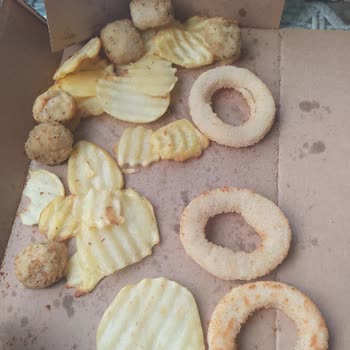 PizzaLazza Pişmemiş Menü Gönderdi