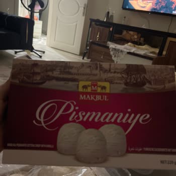 Makbul Kuruyemiş Teşhirden Aldığım Pişmaniye Bayat Çıktı