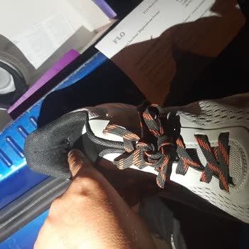 FLO Mağazacılık Ve Lotto Markası