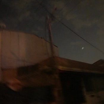 Avcılar Belediyesi Sokak Lambaları Çözüme Kavuşmadı!