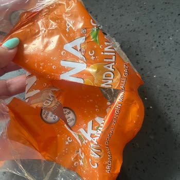 Akmina Soda Ambalaj İçinde Cam Kırığı