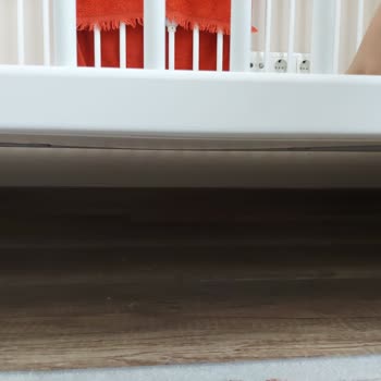 Çilek Mobilya Beşik Tahtasında Yamulma