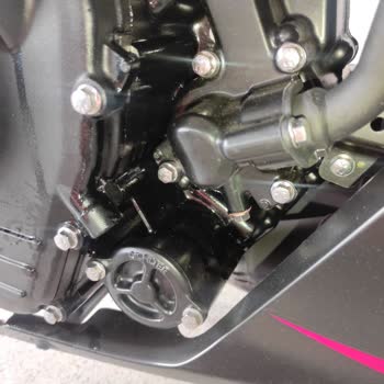 eKuralkan Motosikletimin Motor Kapak Contalarını Takmayı Unutmuşlar