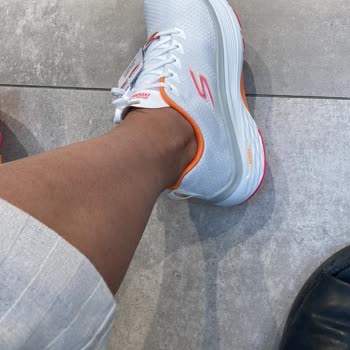 Skechers Goodyear Kadın Koşu Ayakkabısı Vurdu