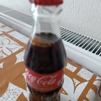 Coca-Cola Şişesinde Küf Çıktı