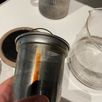 Grundig Çay Makinesi Demliği Paslanıyor