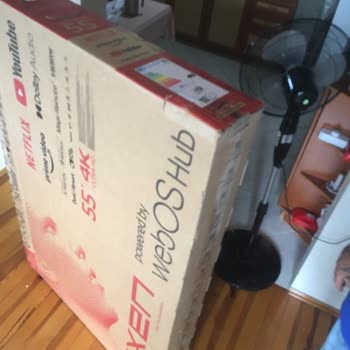 Carrefour SA Küçük Çocuğa Hasarlı Kargo Teslim Edilmiş