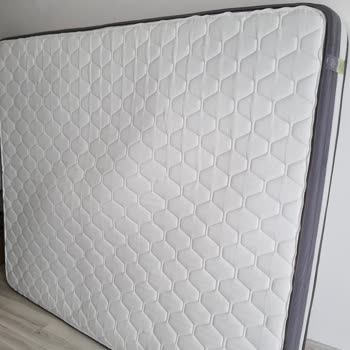 İstikbal Yatak 2 Yılda Küflendi!