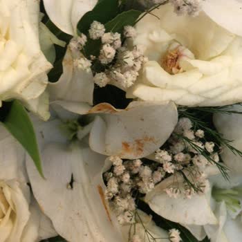 Kusurlu Ürün Çiçek Sepeti