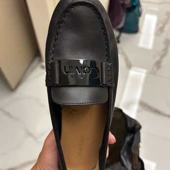 Calvin Klein Altı Açılan Ayakkabı Problemi