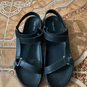 Nine West Markasından Aldığım Sandaletimden Gelen Yüksek Ses Sorunu