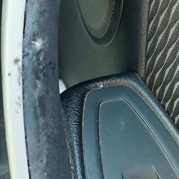 BMW Kapı Kollarının Erimesi Kronik Sorunu