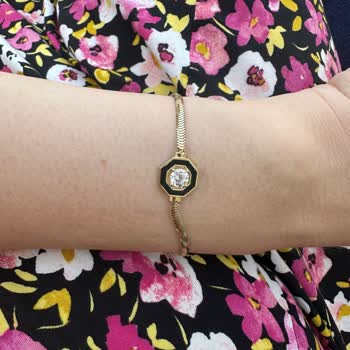 İkincielaltinlar (Instagram) Şeref Han Viyana Kuyumcu Hasarlı Ve Kalitesiz Ürün Satışı!