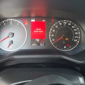 Avis Zincirlikuyu Aracı İle Yolda Kaldım