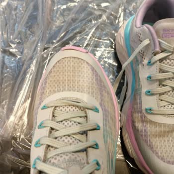Skechers Ayakkabı Ömrü Üç Ay, Asla Tavsiye Edilmez