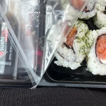 Dardanel Sushida Paketin İçinde Kıl Çıktı!