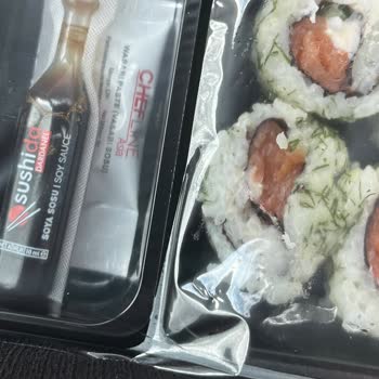 Dardanel Sushida Paketin İçinde Kıl Çıktı!