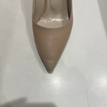 Bambi Ayakkabı 2 Saatte Bu Hale Geldi