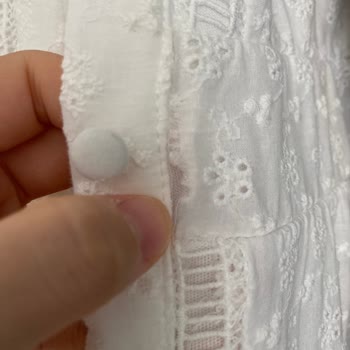 Deniz Butik Ürünleri Tek Seferde Yırtılıyor