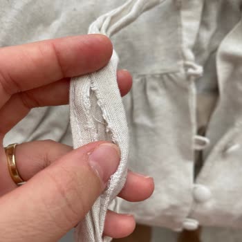 Deniz Butik Ürünleri Tek Seferde Yırtılıyor