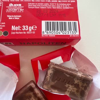Ülker Napoliten Çikolata Beyaz Lekeler