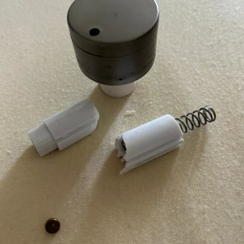 Franke Yedek Parça Temin Etmek İçin 2 Yetkili Servis Ücreti Alıyor