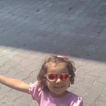 Armoni Park AVM Atasun Optik Armoni Park Çalışanının Gözlüğü Kırması