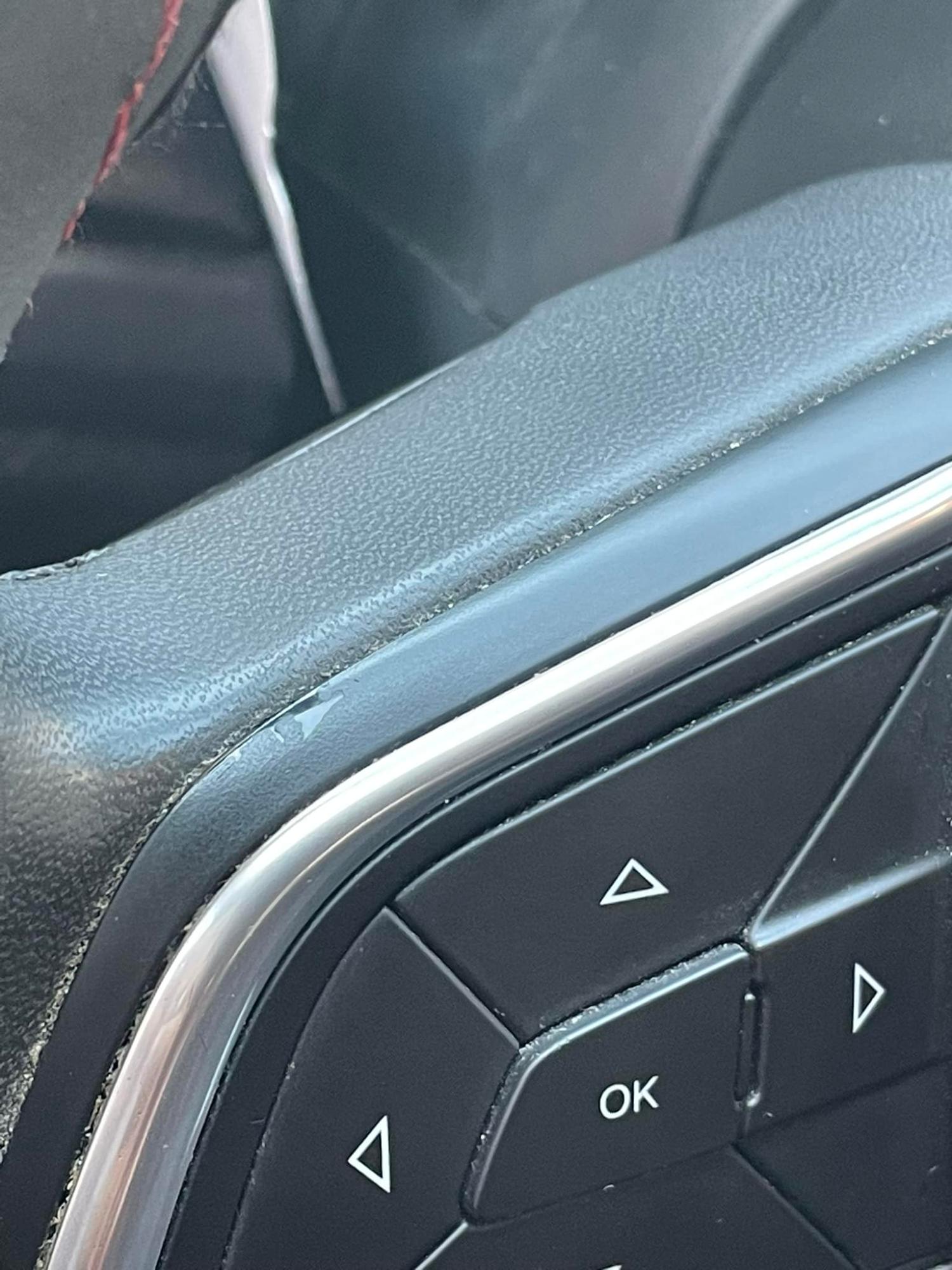 Fiat Egea 2021 Direksiyon Plastik Soyulma Şikayetvar