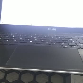 I-Life Zed ILIFE İ Life Zed Air CX5 Laptop Batarya Şişmesi