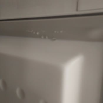 Beko Derin Dondurucu Elektrik Çarpıyor Buzlanma Yapıyor