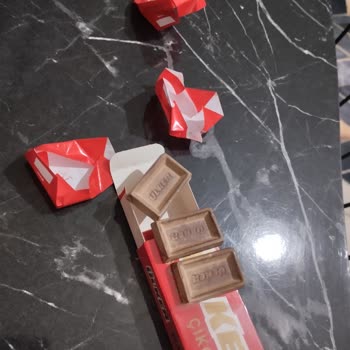 Ülker Çekmece Çikolatası Renk Değişikliği