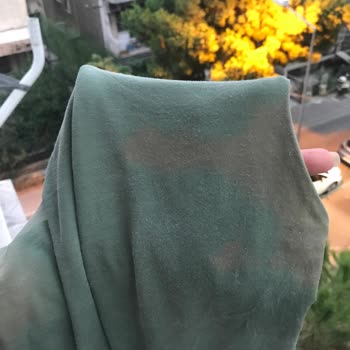 Deodorant Lekesi Çıkarmayı Başaramayan Dr. Beckmann!