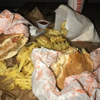 Popeyes Edremit Novada AVM'de Ürünler Bayat