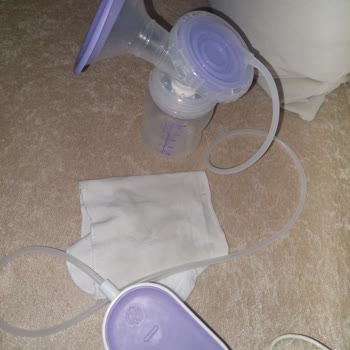 Lansinoh Tekli Göğüs Pompası