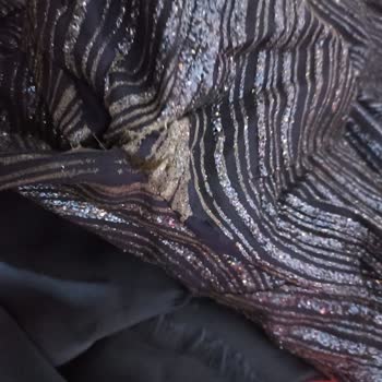 Mydressms (Instagram) Yırtılmış, Sökülmüş ve Ter Kokan Bir Abiye!